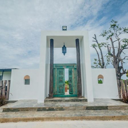 Mae On Village Resort Рой Ет Екстериор снимка
