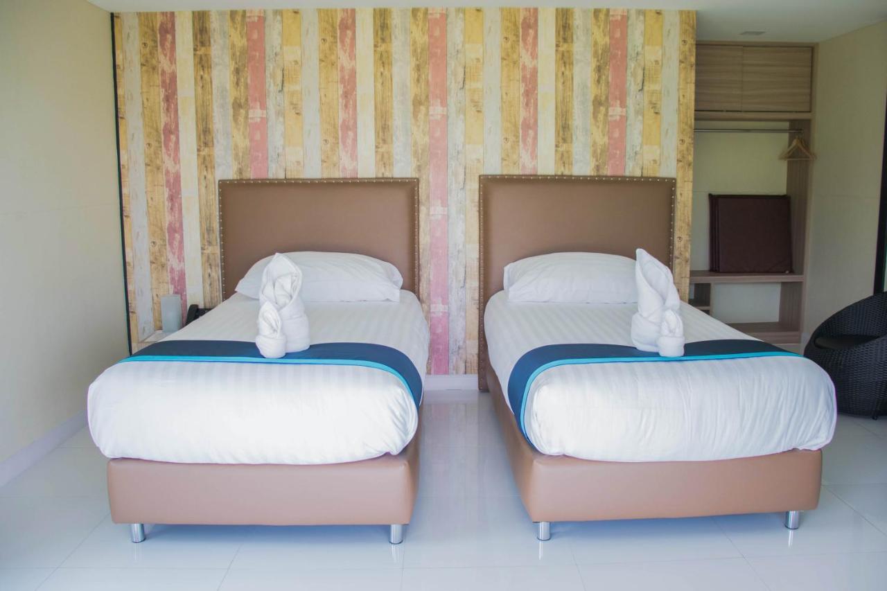 Mae On Village Resort Рой Ет Екстериор снимка