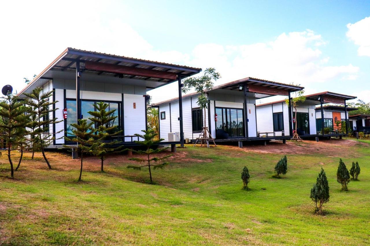 Mae On Village Resort Рой Ет Екстериор снимка