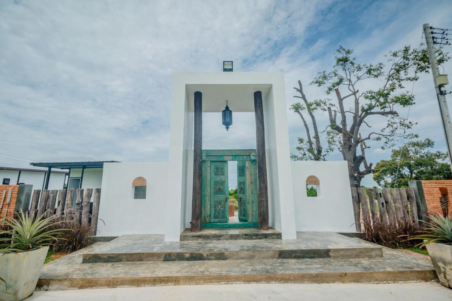 Mae On Village Resort Рой Ет Екстериор снимка
